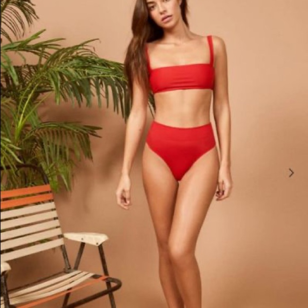 REFORMATION KIWI BIKINI TOP + CAYO BIKINI BOTTOM